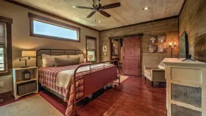 Firefly Farmhouse - Riverfront | Modern | 2 Bedroom w loft - Image 5