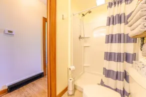 Full Kitchen|Garage|Winter Monthly Rates - Image 5