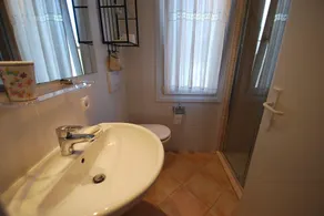 Maison avec piscine privée, climatisation, internet - Image 2