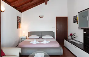 Beautiful home in Tisno - Image 3