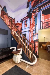 10 Seat Home theater. Office. Step-Free Entry. Seniors Welcomed. Pet Friendly! - Image 2