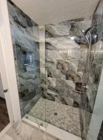 New Bedroom, Kitchen and Bathroom with a Pool - Image 3