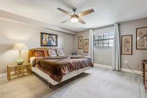 Charming Townhome | Steps from beach | Budget Stay - Image 4