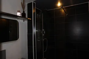 Manchester City Centre 2- Bed Flat Prime Location - Image 3