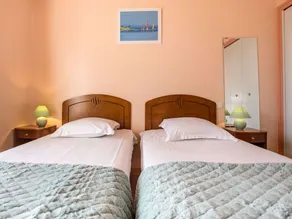 Cosy apartment for 2 guests with WIFI, TV, patio and pets allowed - Image 4