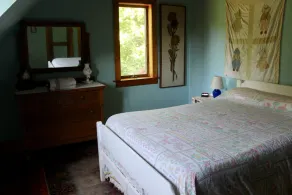 Slap af og forynge på dette rolige sommerhus i hjertet af det ubesværede område - Image 2