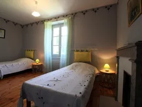 Maison de charme avec grand parc pour des vacances en famille au cœur de l'Auvergne - Image 5