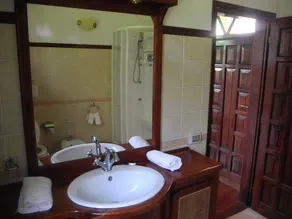 Malindi House in a luxury resort - Image 3