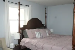 Stay in the heart of Amish country. Close to many popular attractions, - Image 5