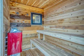 Tour Matsen. Jacuzzi! Retraite exécutive du centre-ville avec terrasse sur le toit! - Image 3