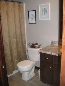 Beautiful Okoboji Poolside Vacation Cabin at Bridges - Image 4