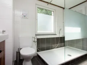 Modern Chalet in Sougné-Remouchamps near Forest - Image 4