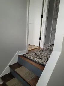 Newly updated cozy home, 3 blocks from town center - Image 3