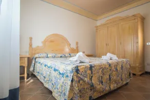 Stay in Porto Cervo with Garden Setting - Image 4
