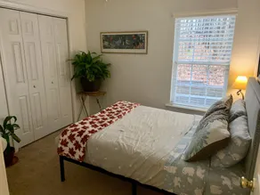 Pet friendly 1,150 sqft one story, 3 bedrooms, 2 full bath home - Image 3