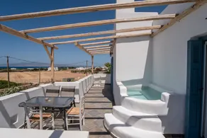 Apartment at 'Irida Sunny Family' Hotel with Sea View, Wi-Fi and Air Conditioning - Image 5
