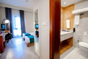 A perfect hotel for business and leisure travelers in Ras Al Khaimah - Image 2