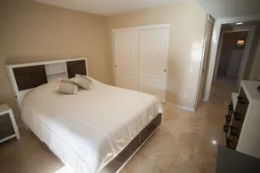 Spacious Golf Course Condo - Image 5