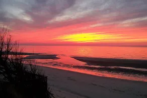 Private Beach Front, Water Front, Pet Friendly, Enjoy the Amazing Sunsets - Image 5