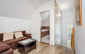Schönes Haus in Lukovdol mit Sauna - Image 4
