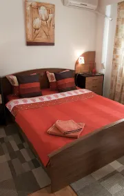 Lahovari - 1 bedroom apartment in the city center - Image 5