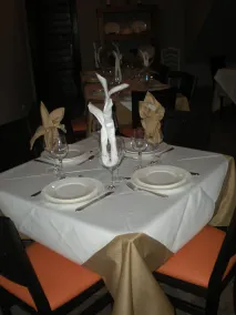 Superior private tourist hostel - Image 4