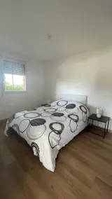 Appartement T2 avec piscine - Image 3