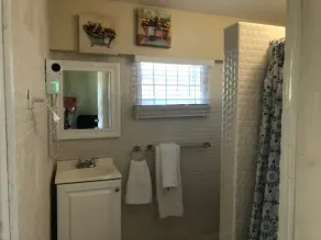 Bella Vista Cozy 1 BR Apartment W/ Pool - Image 2