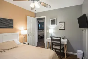 Modern 4BR Near Downtown, Chef Kitchen, Fenced Yard, EV Charger, W/D - Image 5