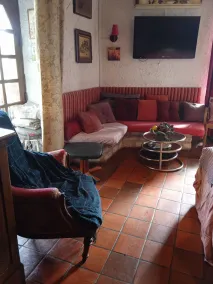 Charming house in a village with character - Image 4