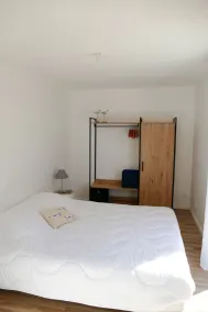 Spacious gîte close to the beach and port - Image 4