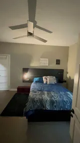 Serene 2 bedroom home in residential neighborhood. - Image 3