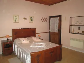 Maison cosy avec terrasse, 3 chambres, wifi, animaux acceptés, idéal pour familles en Meuse - Image 3
