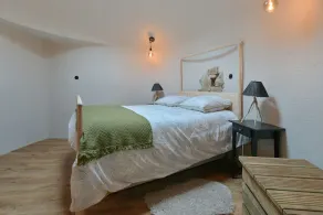 Gîte Insolite Troglogîte - Pour 5 en pleine nature - Image 5