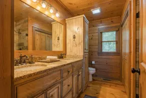 Luxury Retreat: Amazing Mountain Views + Hot Tub - Image 3
