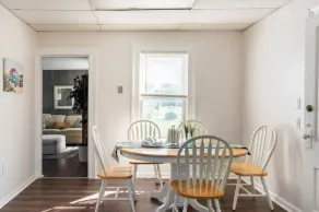 Newly-renovated 3-bedroom GetAway on a 40-acre Park, Beach & Lake - Image 3