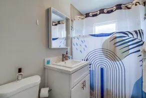 Large 5 Bedroom House Beach side in Mission Beach - Image 4