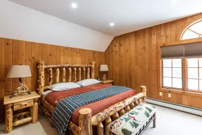 Luxury Two-Home Vermont Retreat Near Ski Resorts – Pool, Hot Tub & Sauna - Image 4