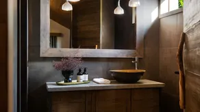Hardwood House - Image 4