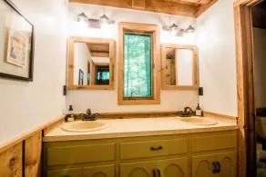 Northern Nights Chalet by Wanderlust Abodes - Image 5