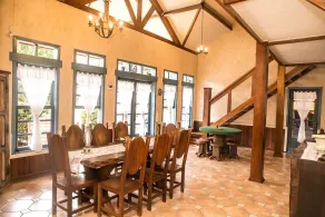 Tuscan Country House in Gated Community - Image 4