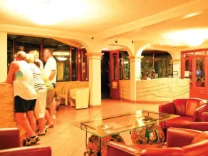 Hotel Arrecife de Coral - Image 5