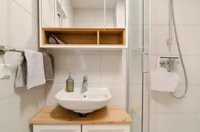 Appartement 'Weitblick' avec vue sur le lac, balcon et Wi-Fi - Image 4