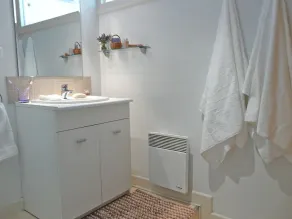 Hus med swimmingpool ideel til familier med børn - Image 4