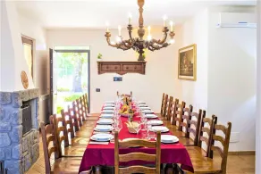 Villa with enchanting view of the lake, private swimming pool and whirlpool - Image 3