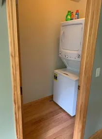 Kelly Lake HideAway-private, lake views, ATV trail Sleeps 8- 4 Beds- 1 Bathroom - Image 3