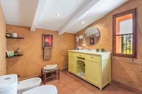 Maison de vacances 'Villa Can Lloret' avec vue sur les montagnes, Wi-Fi et climatisation. - Image 4