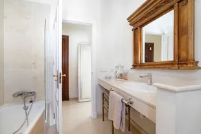Villa 'Olmo Tree' avec piscine privée, Wi-Fi et climatisation - Image 5
