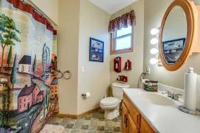 Enjoy the sunset from this east side Keuka Lakefront home! - Image 4