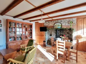 Cottage in Anglards de Salers, beds made on arrival! - Image 5